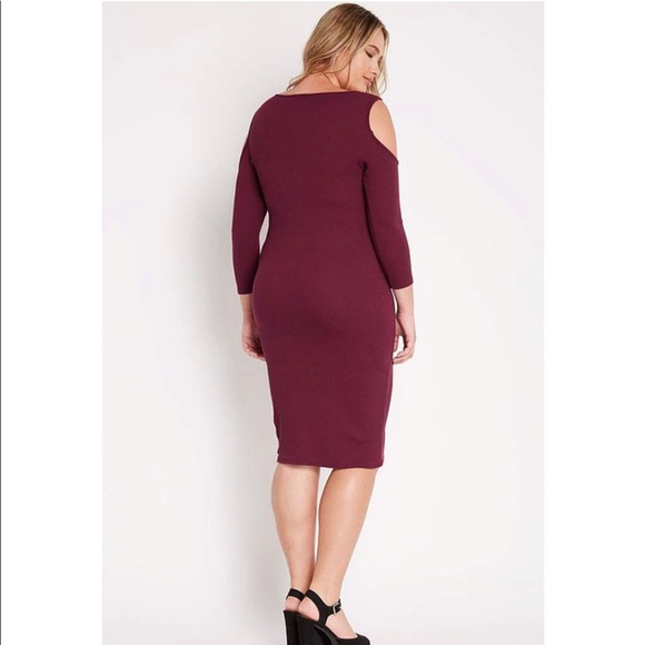 Burgundy Curvy Cold Shoulder Midi Dress - Picture 2 of 6